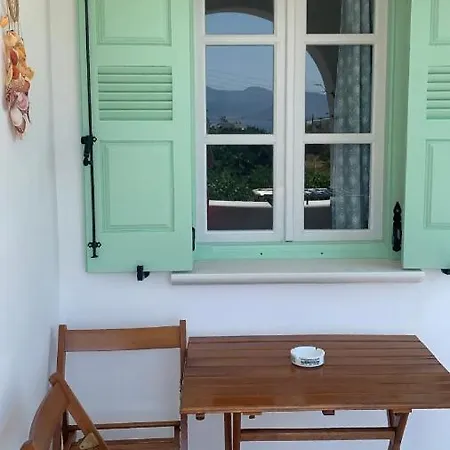 Vino Agia Anna (Naxos)